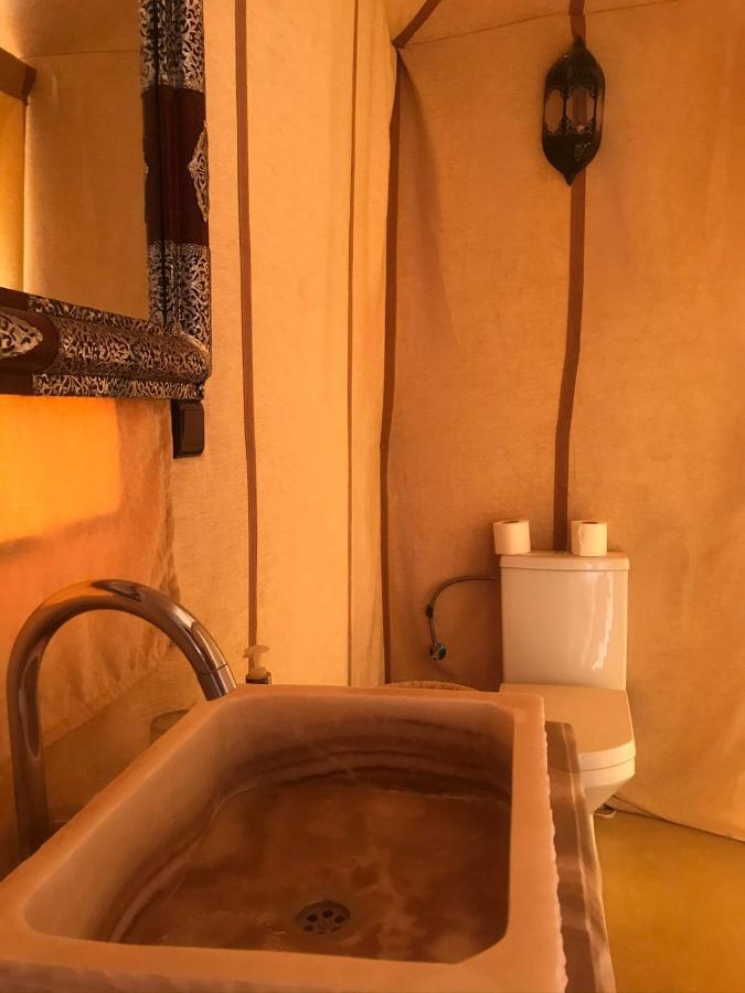 Merzouga Luxury Tents - Glamping Екстериор снимка