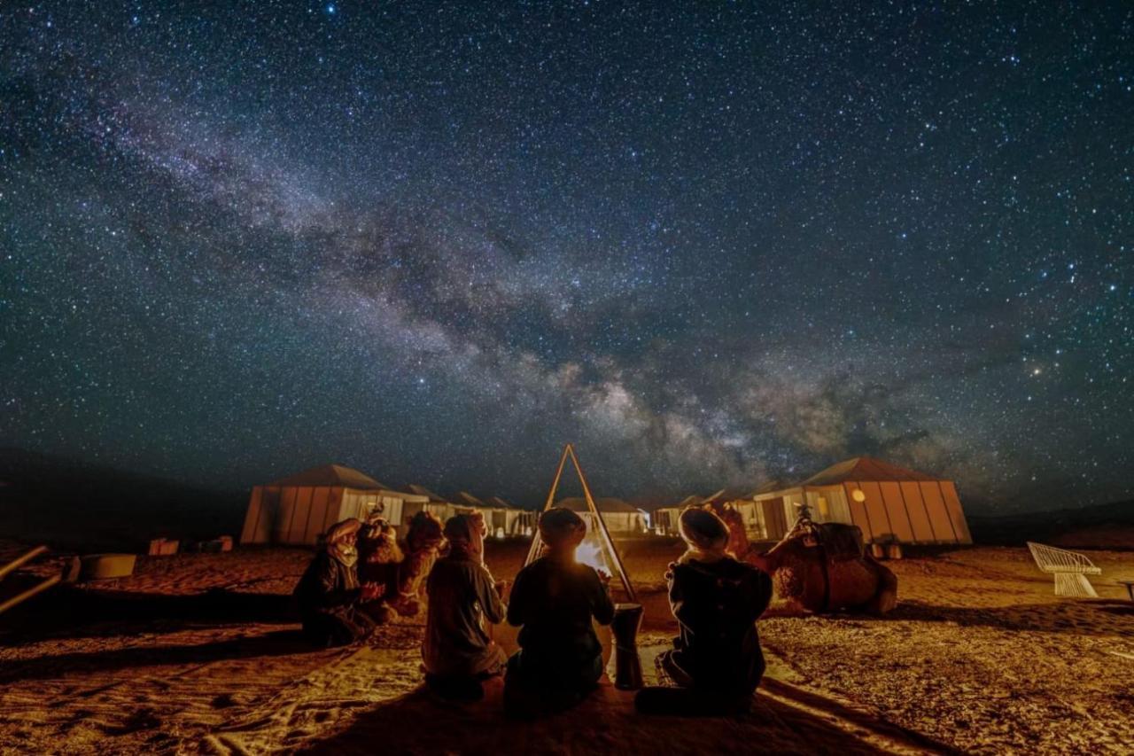 Merzouga Luxury Tents - Glamping Екстериор снимка